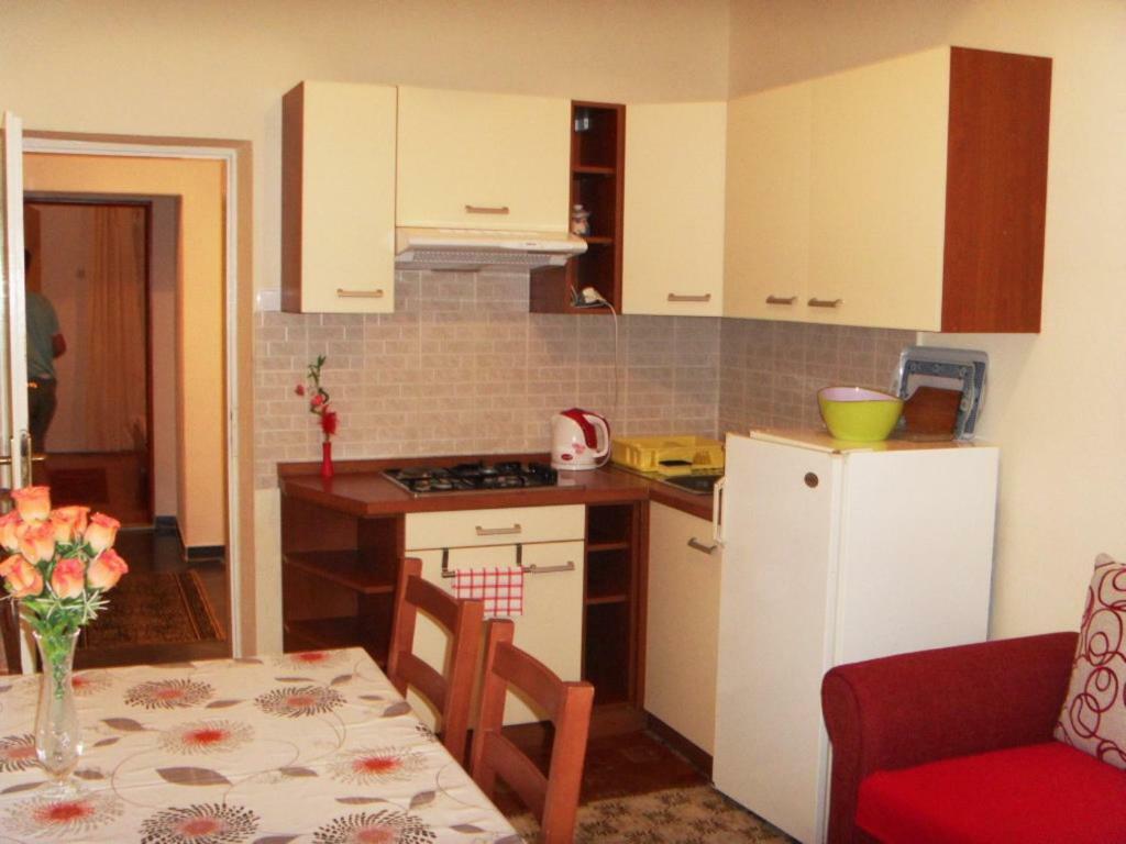 Apartment Marjana Podgora Exterior photo